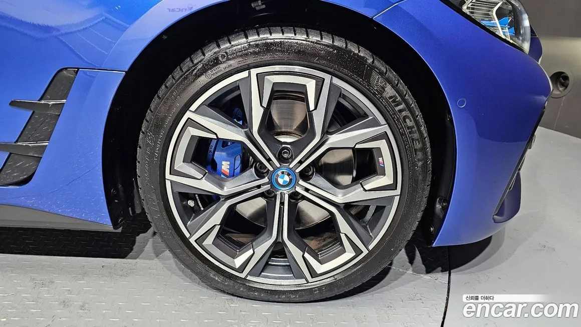 BMW i4 2024 из KR, фото 5