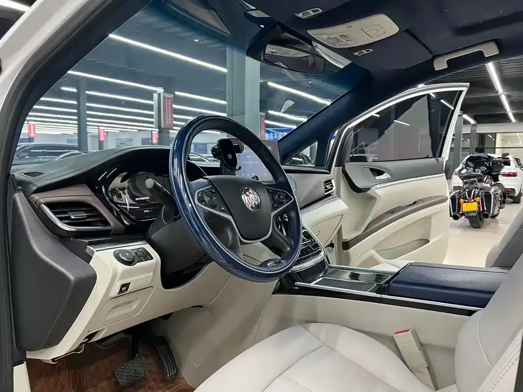 Buick GL8 2022 из CN, фото 5