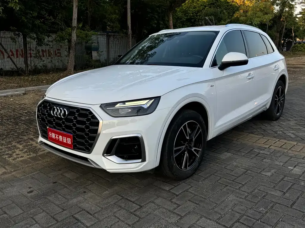 Audi Q5L 2023 из CN, фото 1