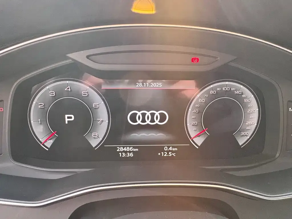 Audi A6L 2024 из CN, фото 5
