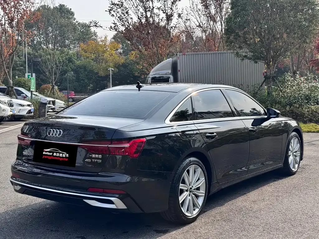 Audi A6L 2024 из CN, фото 8