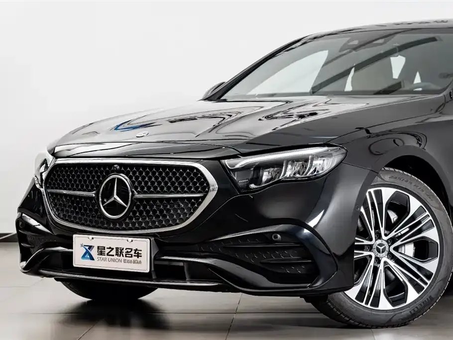Mercedes-Benz E-Class 2025 из CN, фото 3