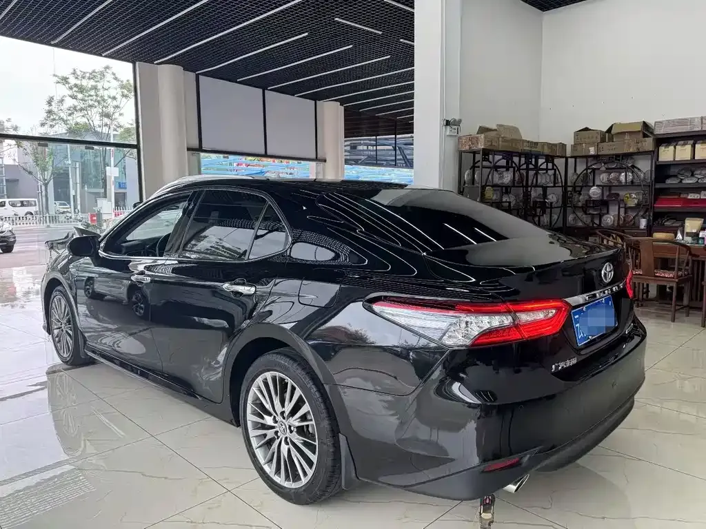 Toyota Camry 2021 из CN, фото 3