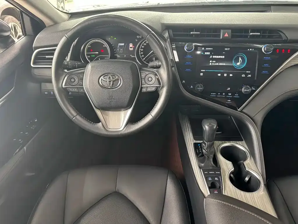 Toyota Camry 2021 из CN, фото 5