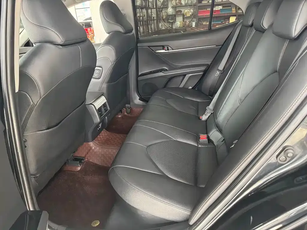 Toyota Camry 2021 из CN, фото 7