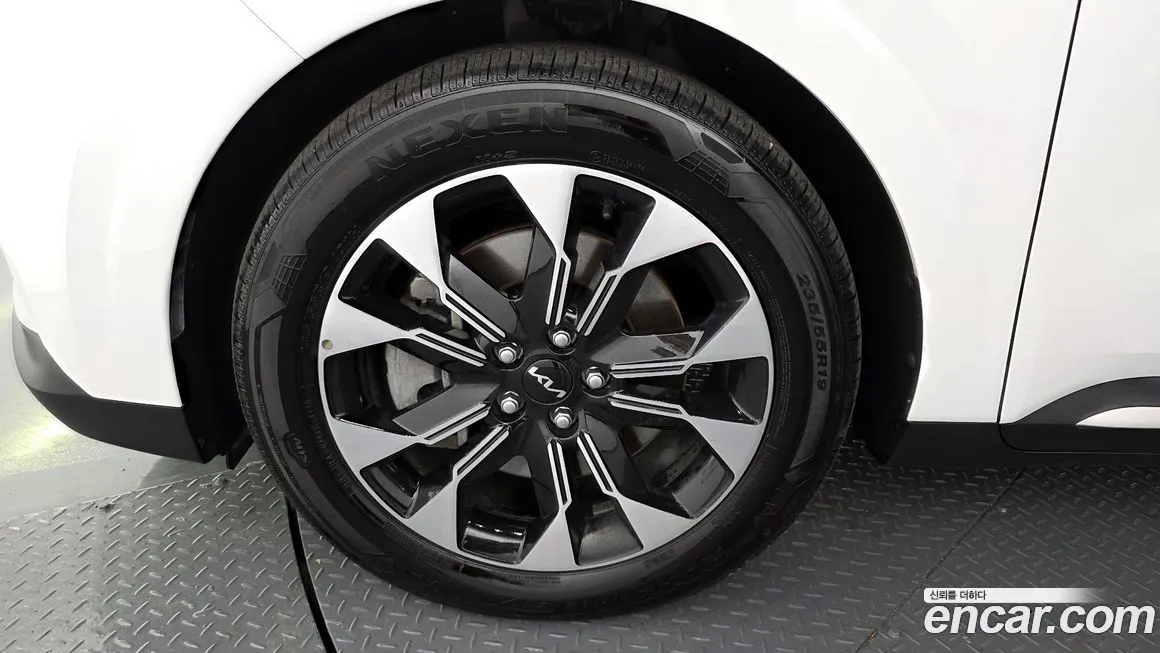 Kia Carnival 2023 из KR, фото 5