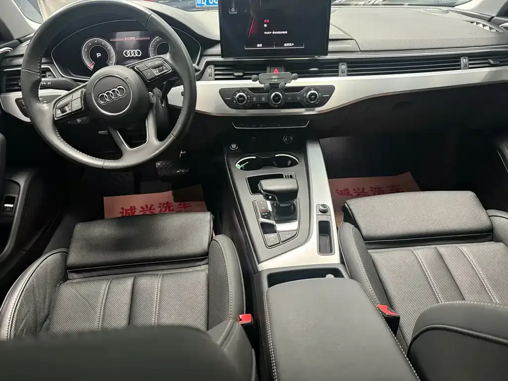 Audi A4L 2021 из CN, фото 7