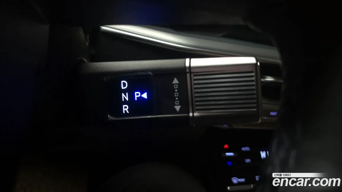 [object Object] Grandeur 2025 из KR, фото 9