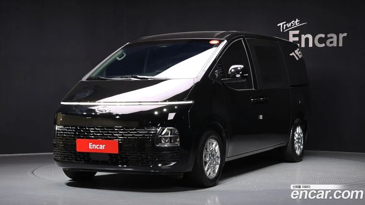 Hyundai Staria 2023 из KR, фото 1