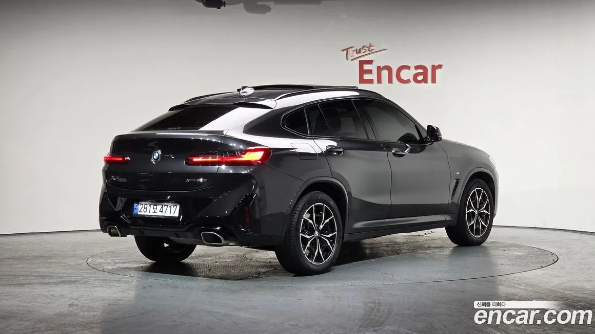 BMW X4 2024 из KR, фото 2