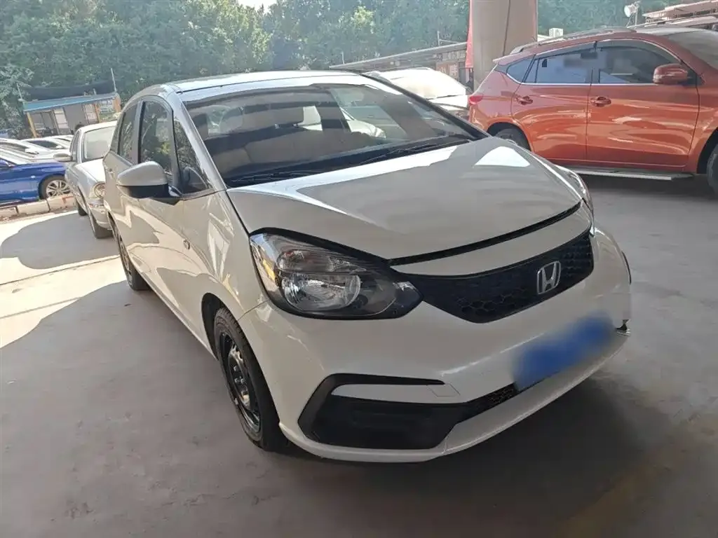 Honda Fit — фото 4