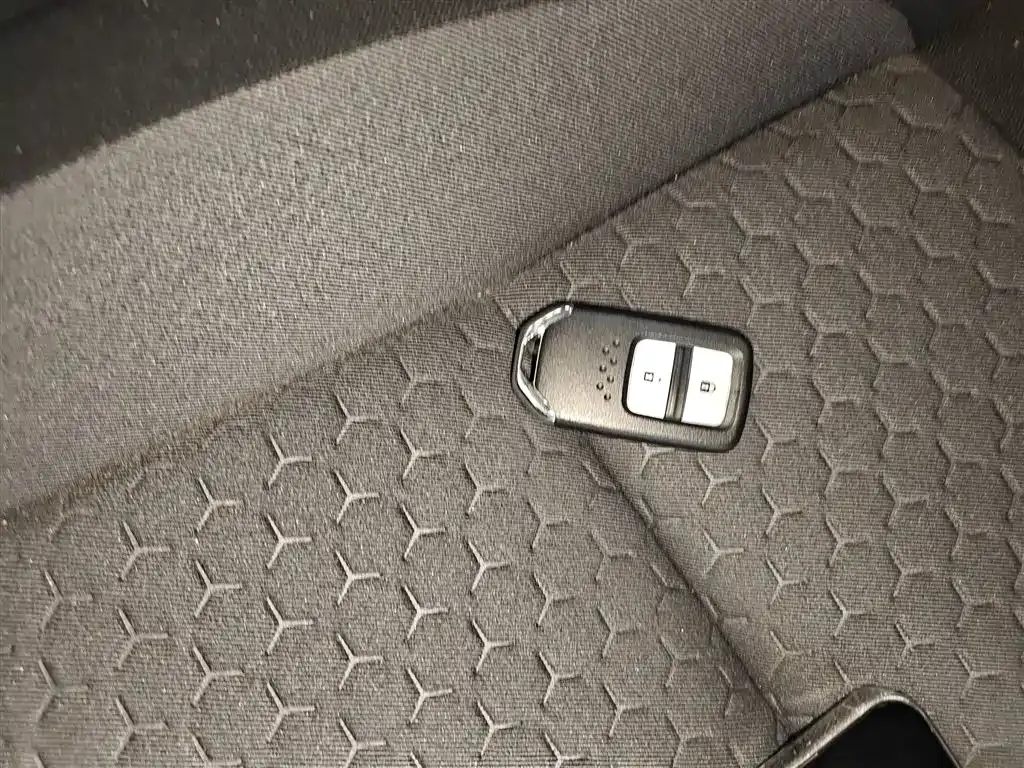 Honda Fit — фото 9