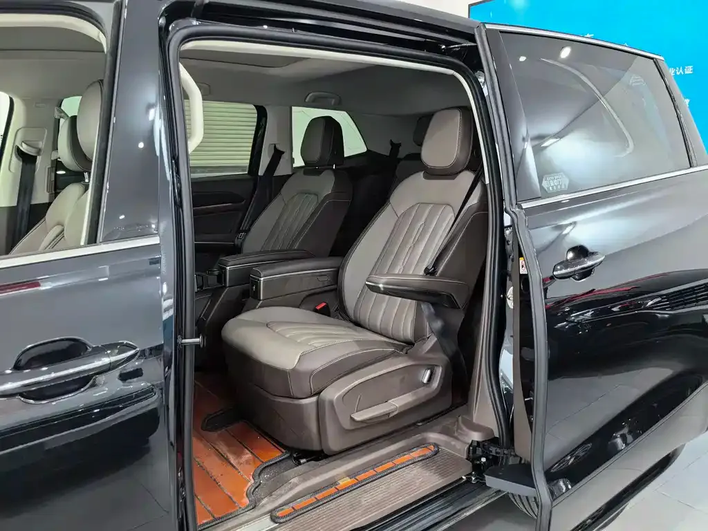 Volkswagen Viloran 2024 из CN, фото 7
