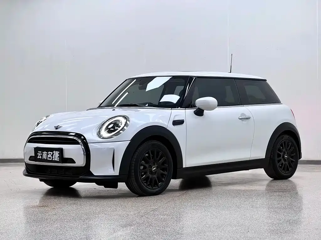 MINI Cooper (3-door) 2024 из CN, фото 1