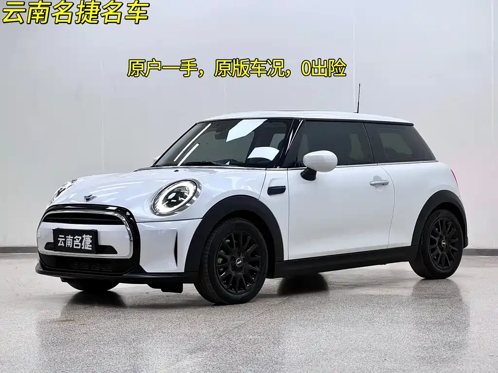 MINI Cooper (3-door) 2024 из CN, фото 2