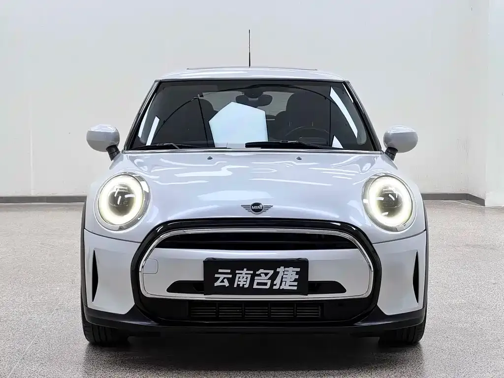 MINI Cooper (3-door) 2024 из CN, фото 3
