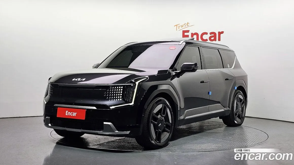 Kia EV9 2024 из KR, фото 1