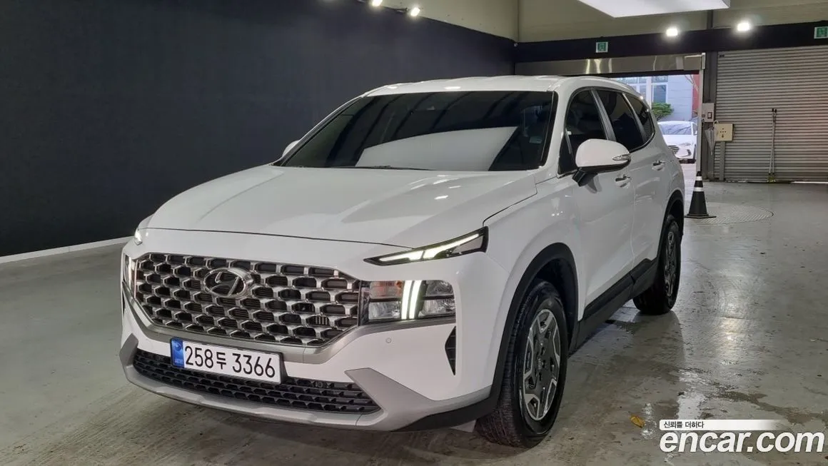 Hyundai Santafe 2023 из KR, фото 1