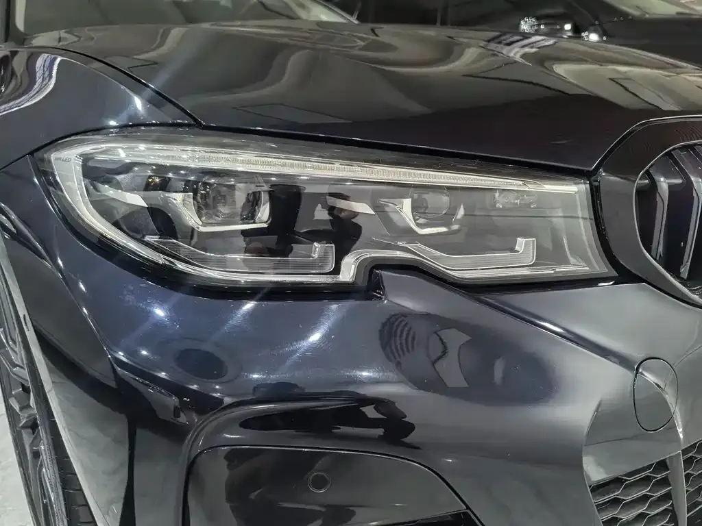 BMW 3 Series 2021 из CN, фото 10