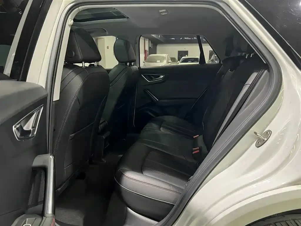 Audi Q2L 2022 из CN, фото 10