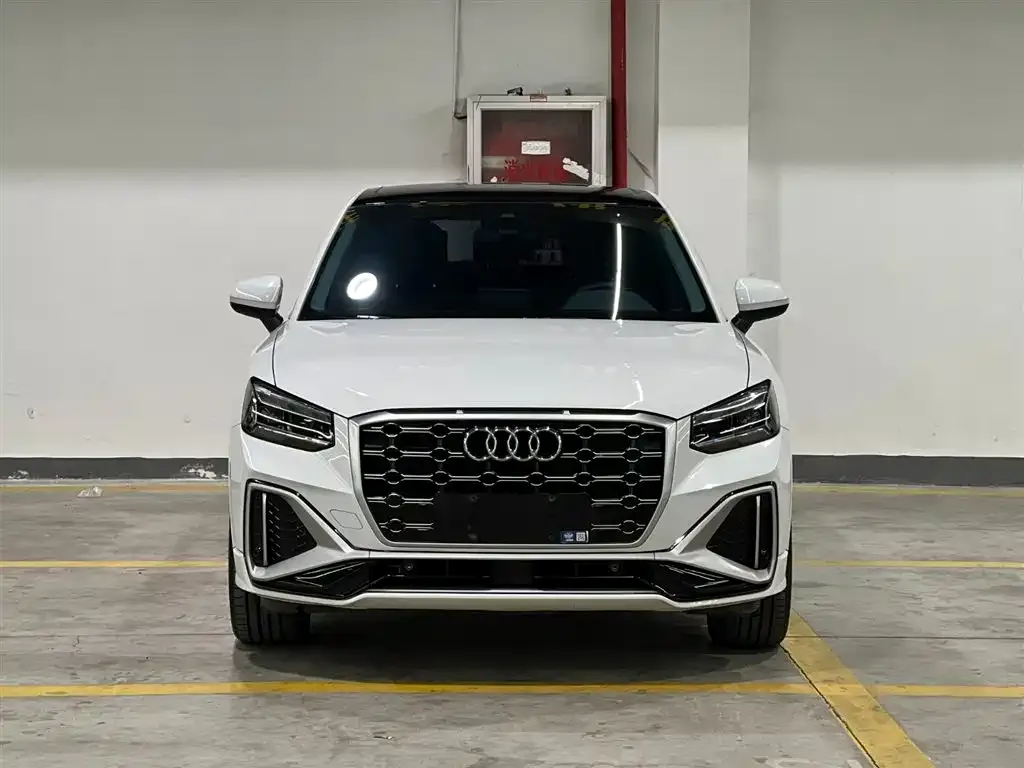 Audi Q2L 2022 из CN, фото 2