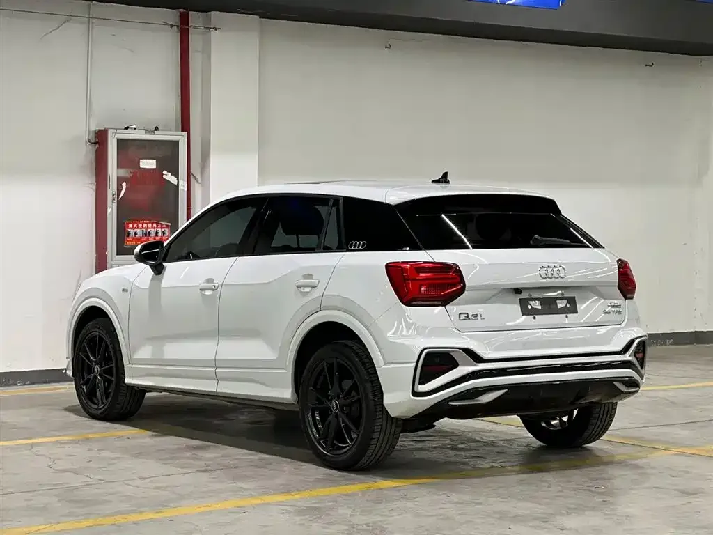 Audi Q2L 2022 из CN, фото 4