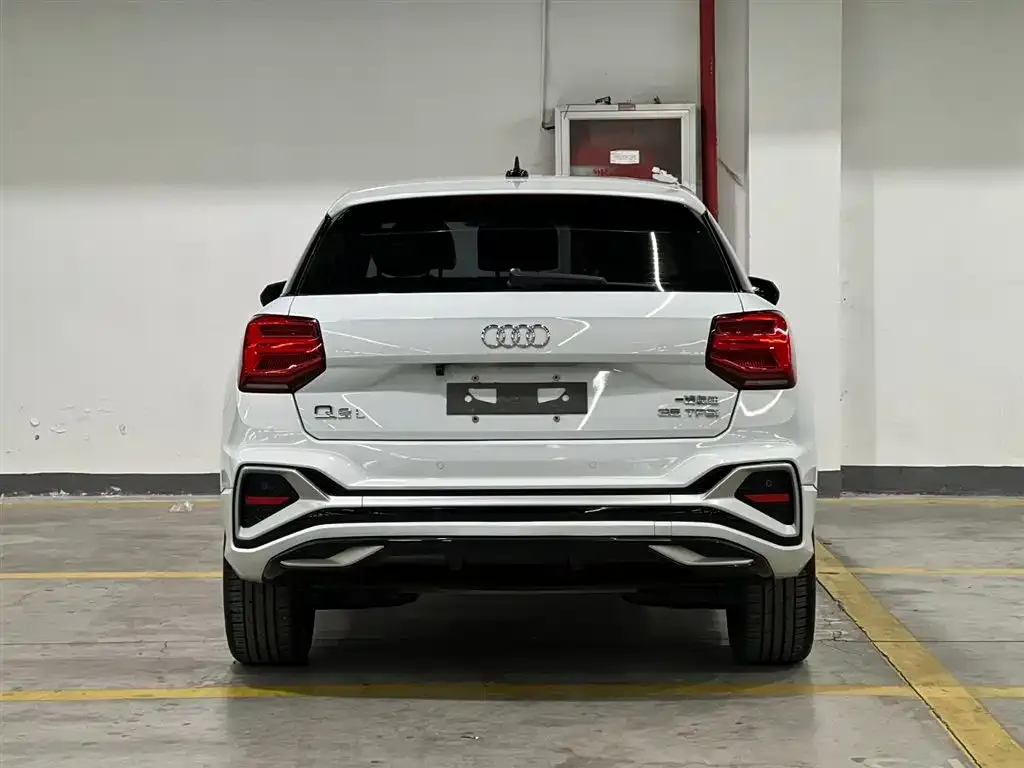 Audi Q2L 2022 из CN, фото 6