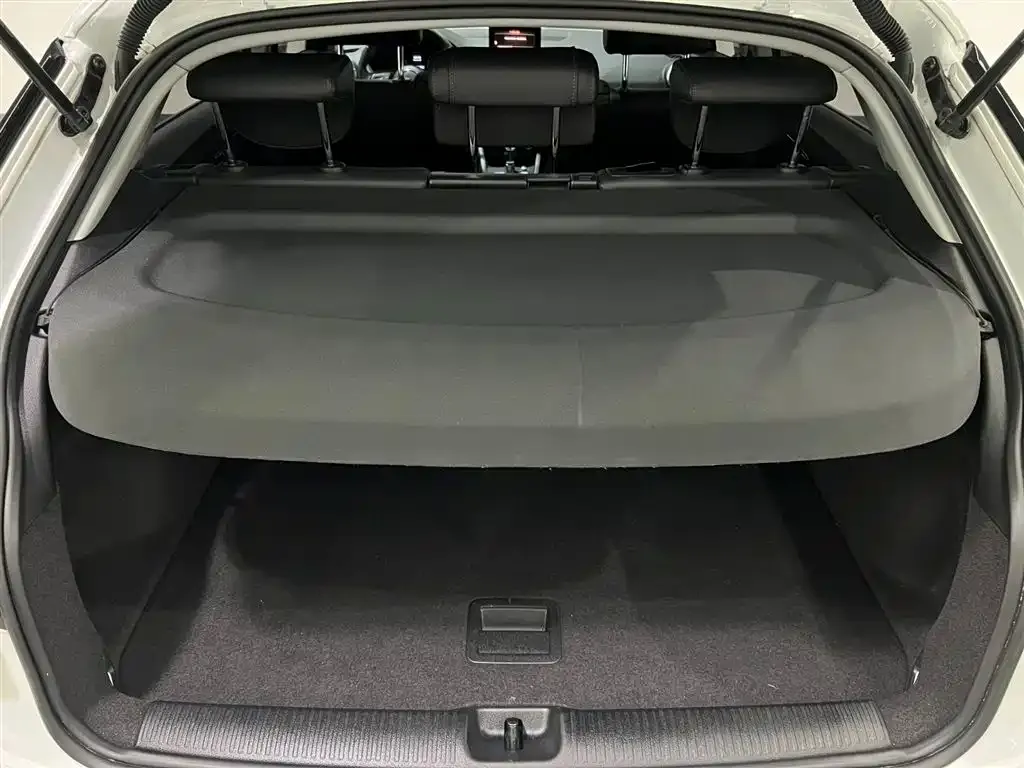 Audi Q2L 2022 из CN, фото 7