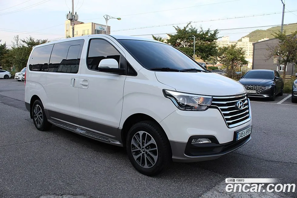 Hyundai Starex 2021 из KR, фото 3