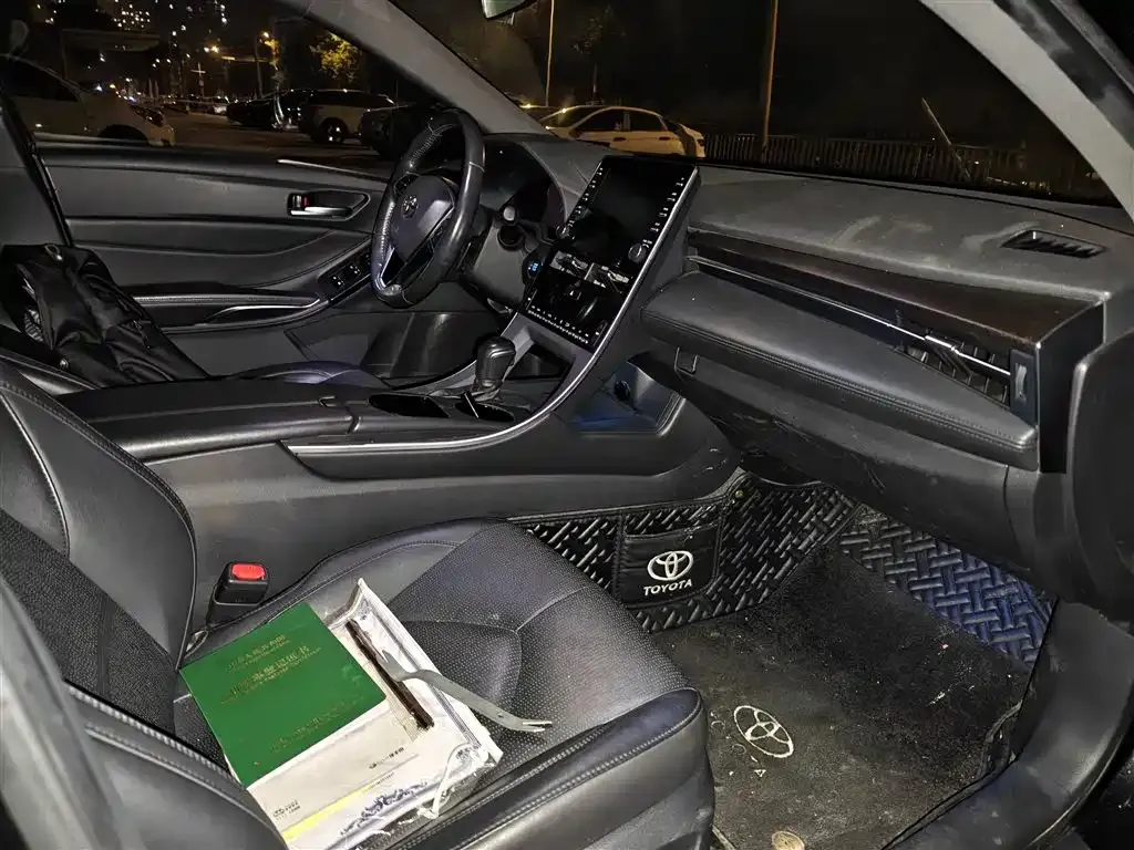 Toyota Avalon 2021 из CN, фото 7