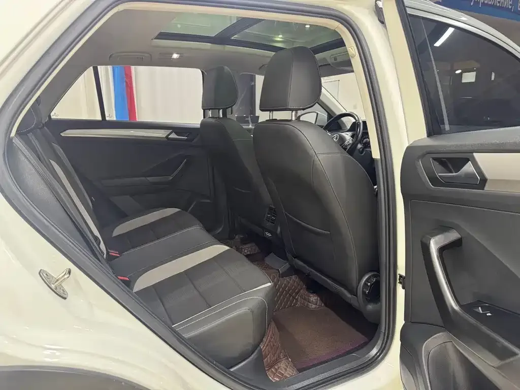 Volkswagen T-Roc 2022 из CN, фото 9