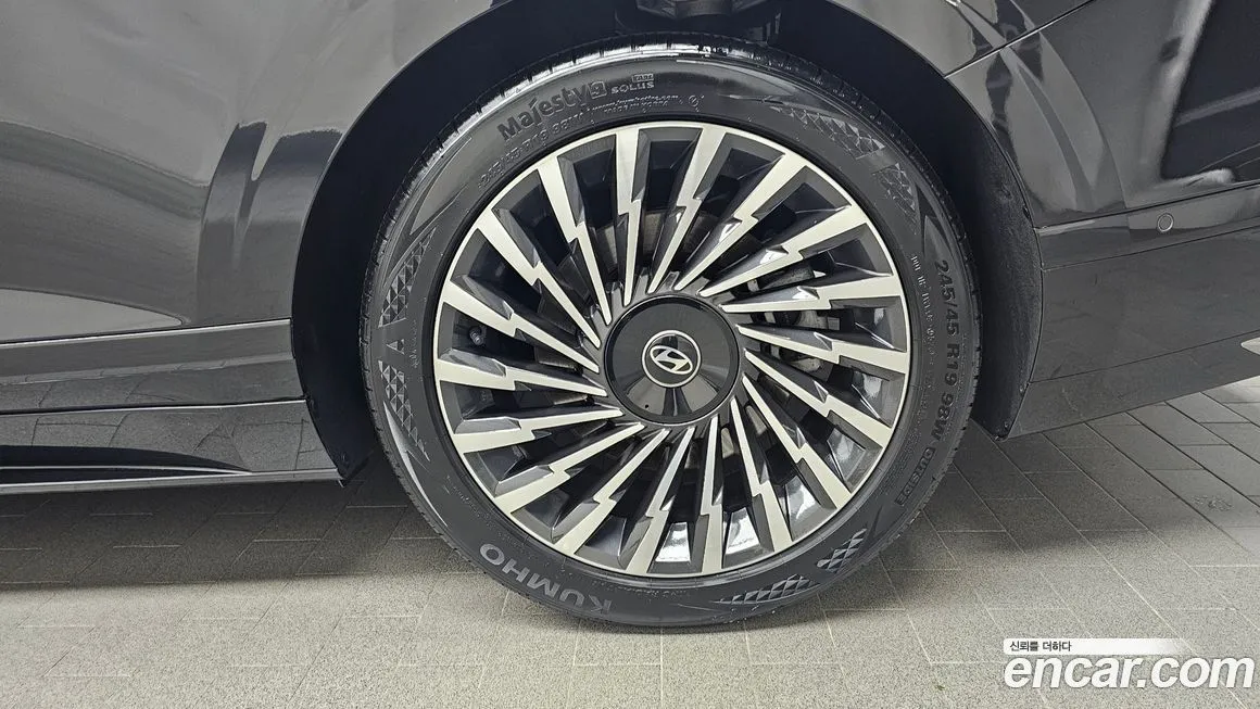 Hyundai Grandeur 2023 из KR, фото 5