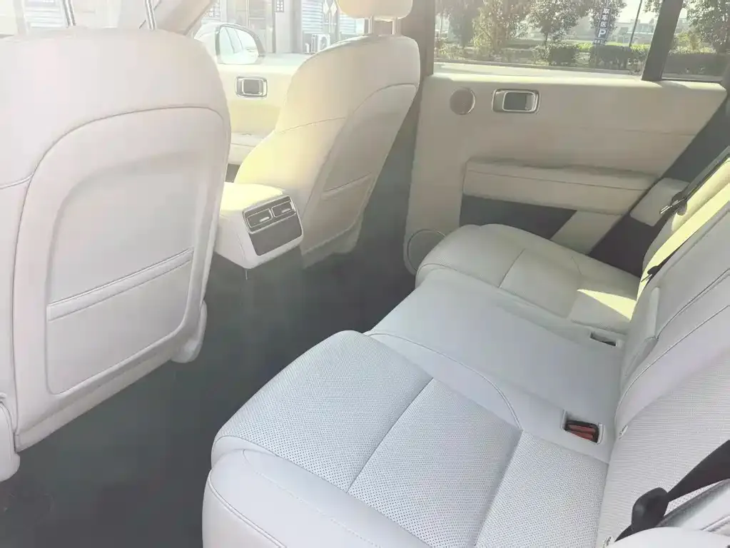 Li Auto L6 2024 из CN, фото 8