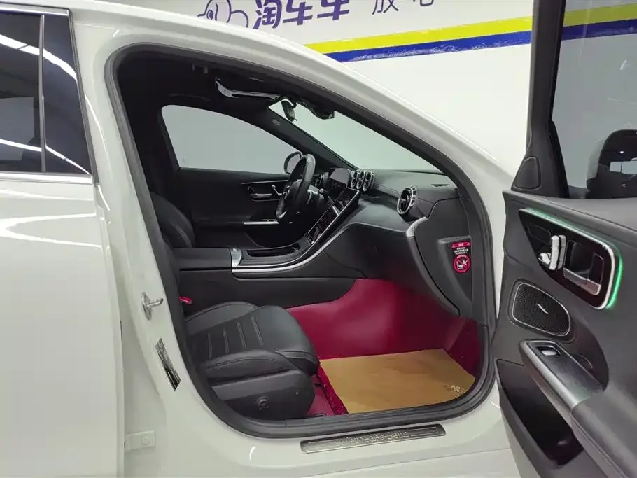 Mercedes-Benz C-Class 2023 из CN, фото 8