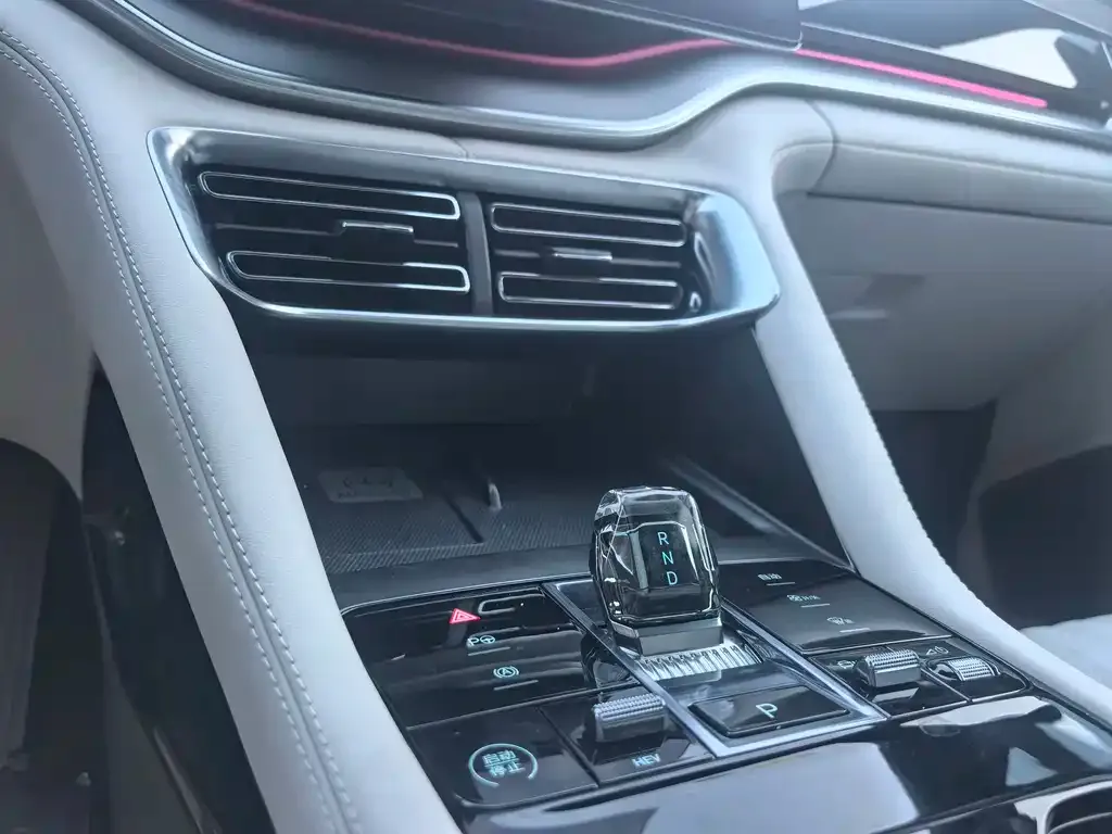 BYD PLUS New Energy 2025 из CN, фото 8