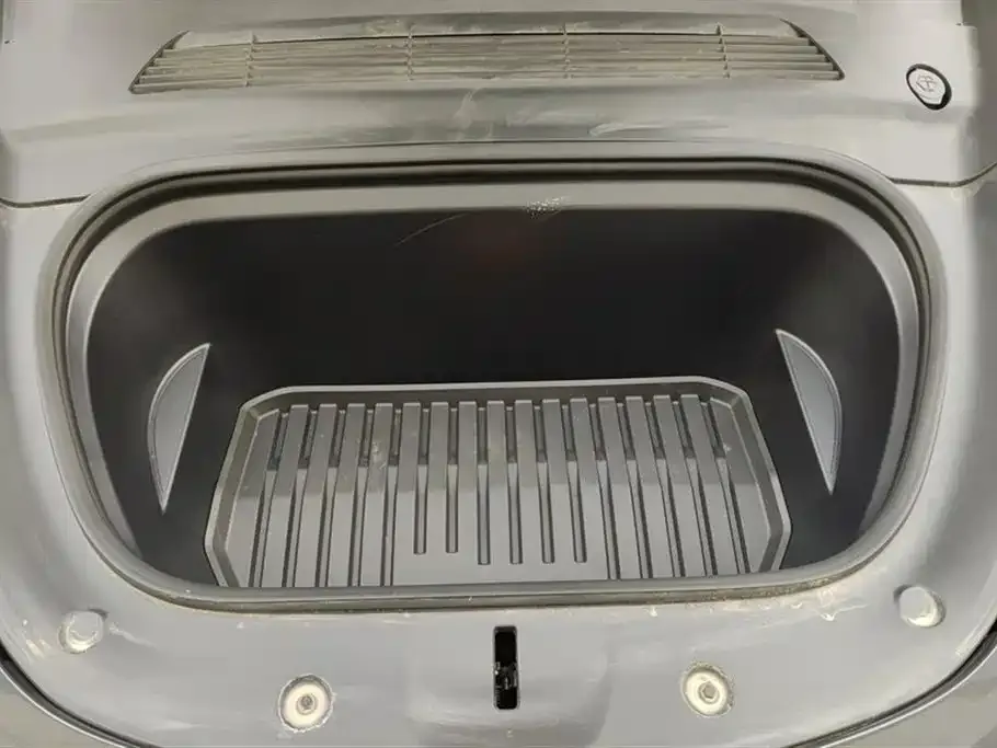 Tesla Model Y 2024 из CN, фото 10
