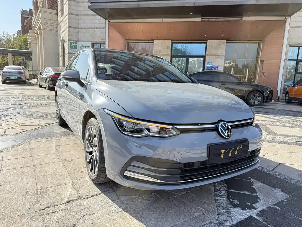 Volkswagen Golf 2023 из CN, фото 3