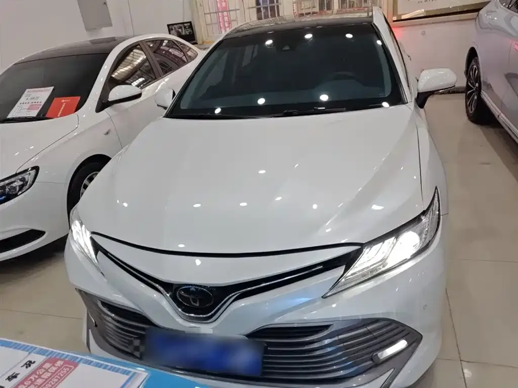 Toyota Camry 2021 из CN, фото 3