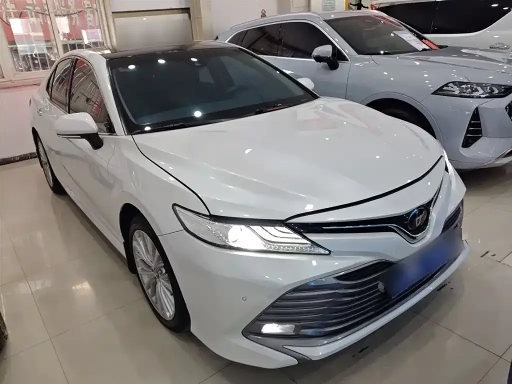 Toyota Camry 2021 из CN, фото 4