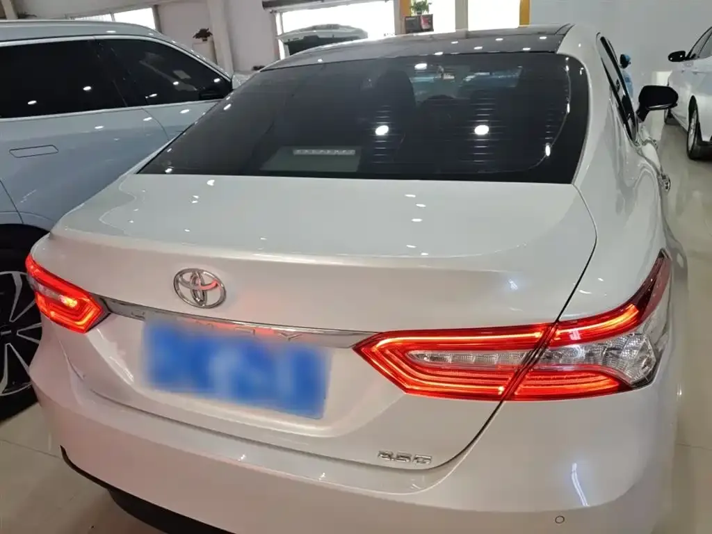 Toyota Camry 2021 из CN, фото 6