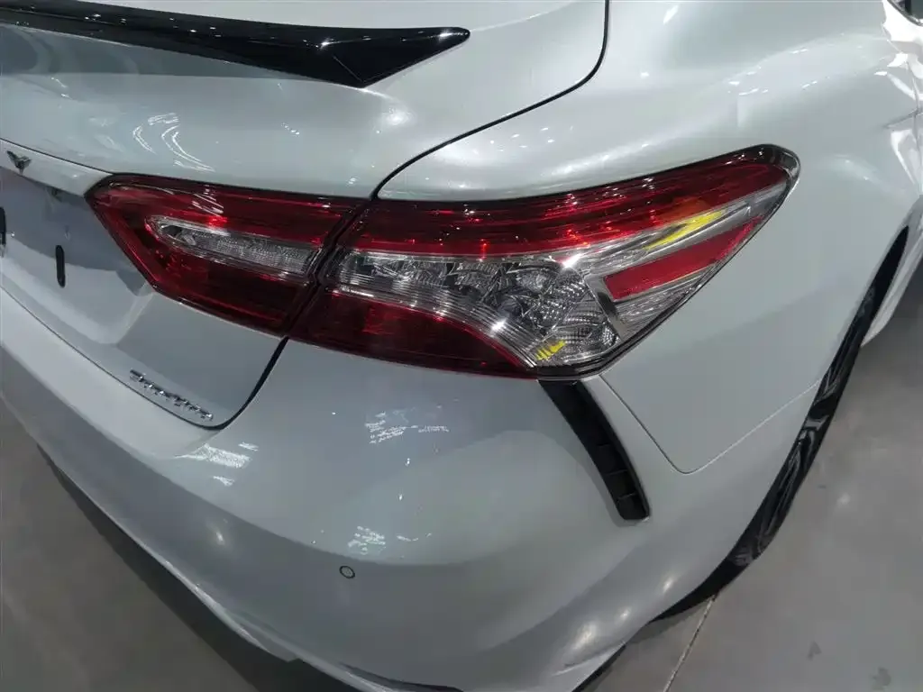 Toyota Camry 2023 из CN, фото 8
