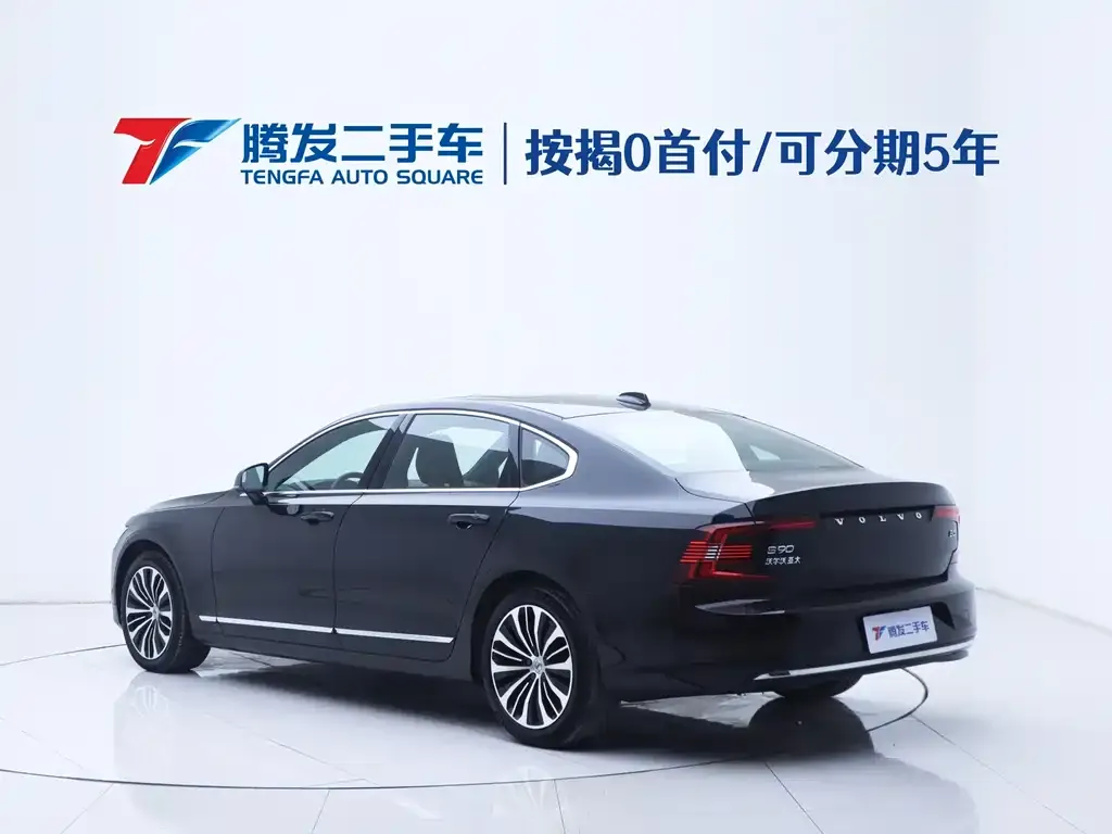 Volvo S90 2024 из CN, фото 3