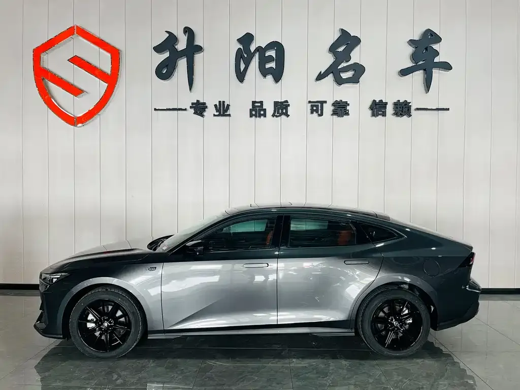 Changan UNI-V iDD 2024 из CN, фото 3