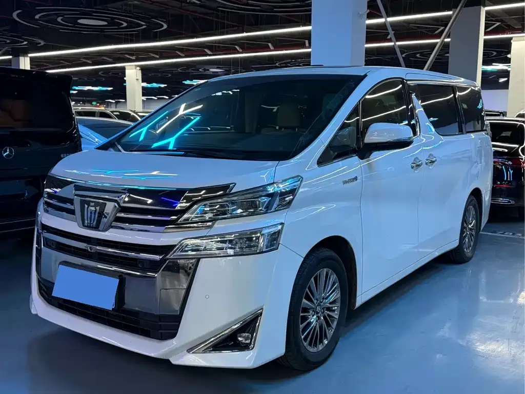 Toyota Vellfire 2021 из CN, фото 1