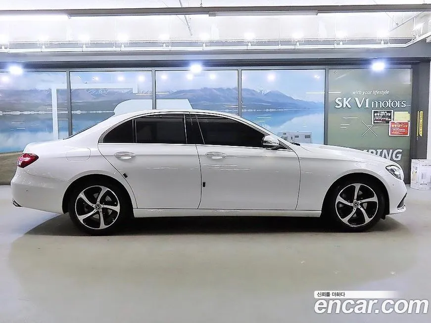 Mercedes-Benz E-Class 2021 из KR, фото 3