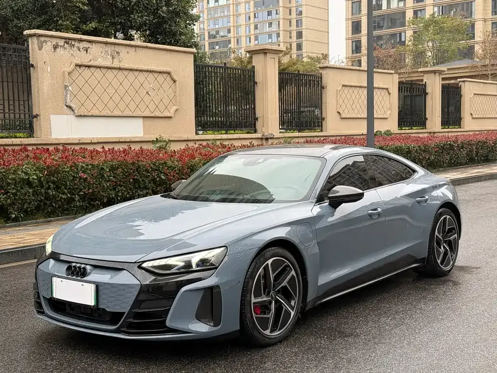Audi RS e-tron GT 2024 из CN, фото 1