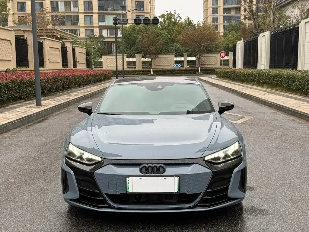 Audi RS e-tron GT 2024 из CN, фото 2