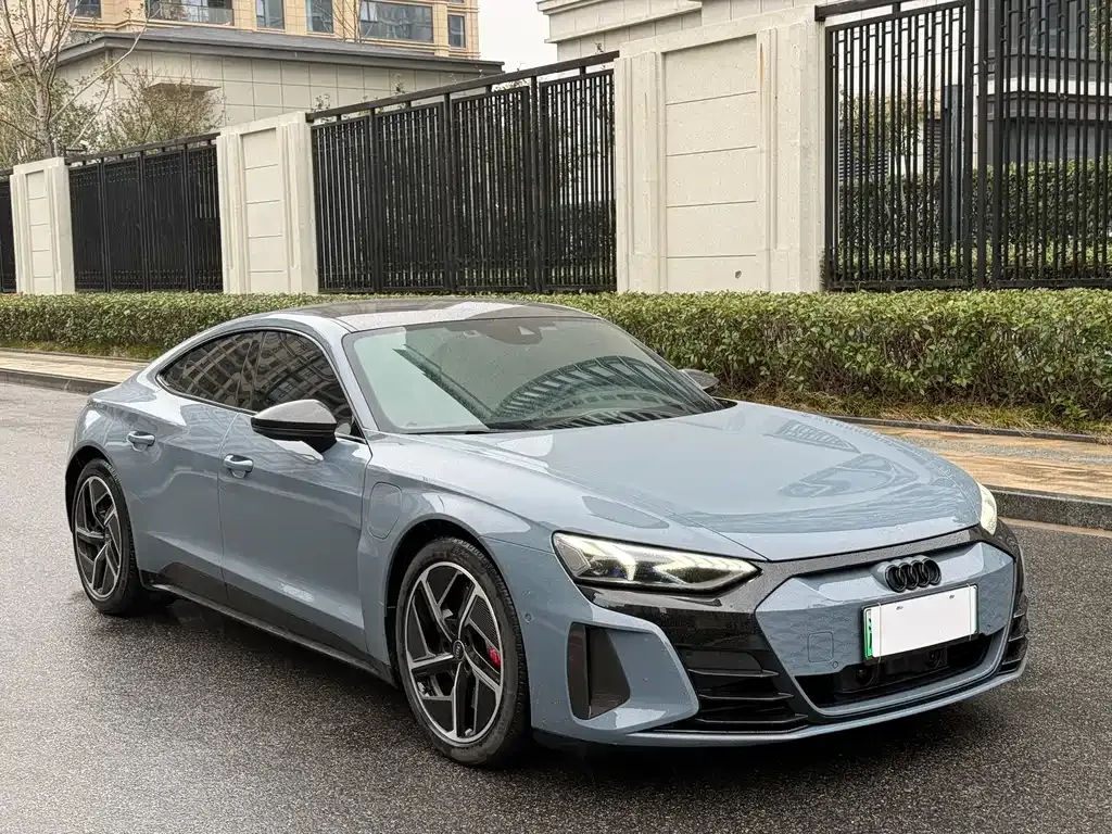 Audi RS e-tron GT 2024 из CN, фото 3