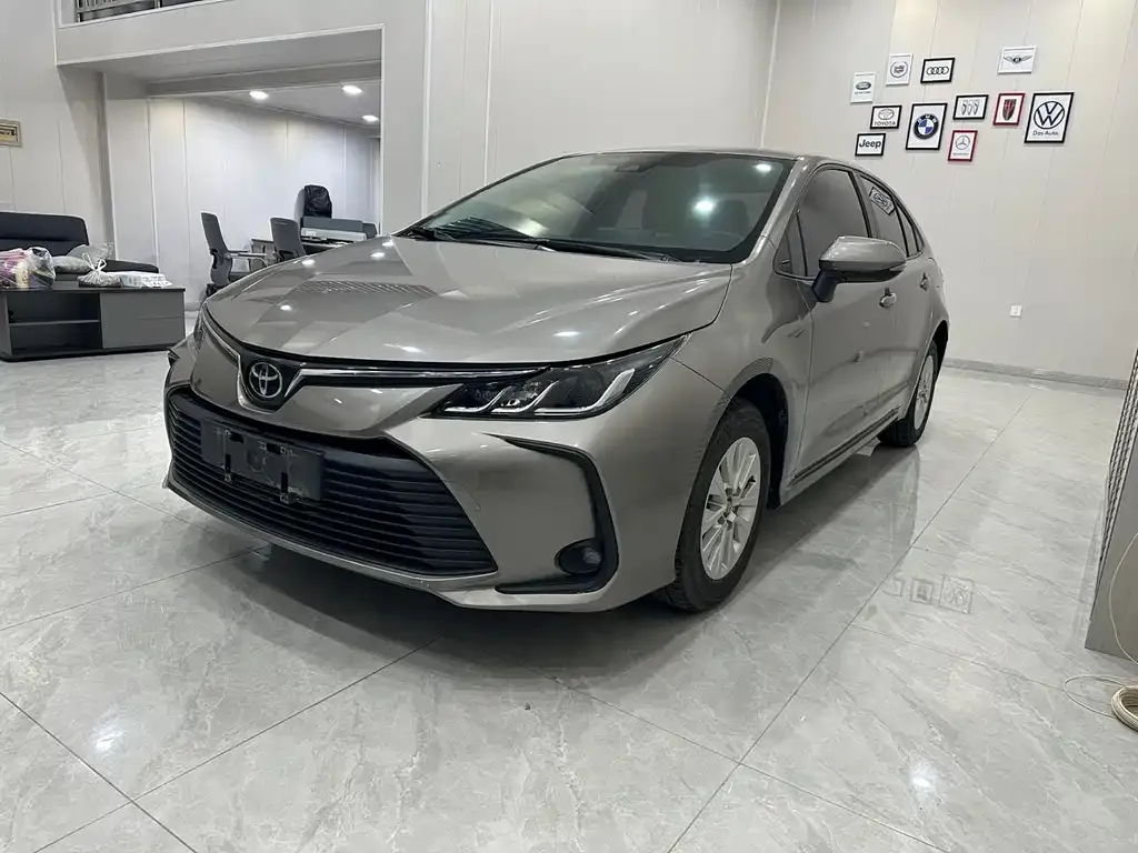 Toyota Corolla 2022 из CN, фото 1