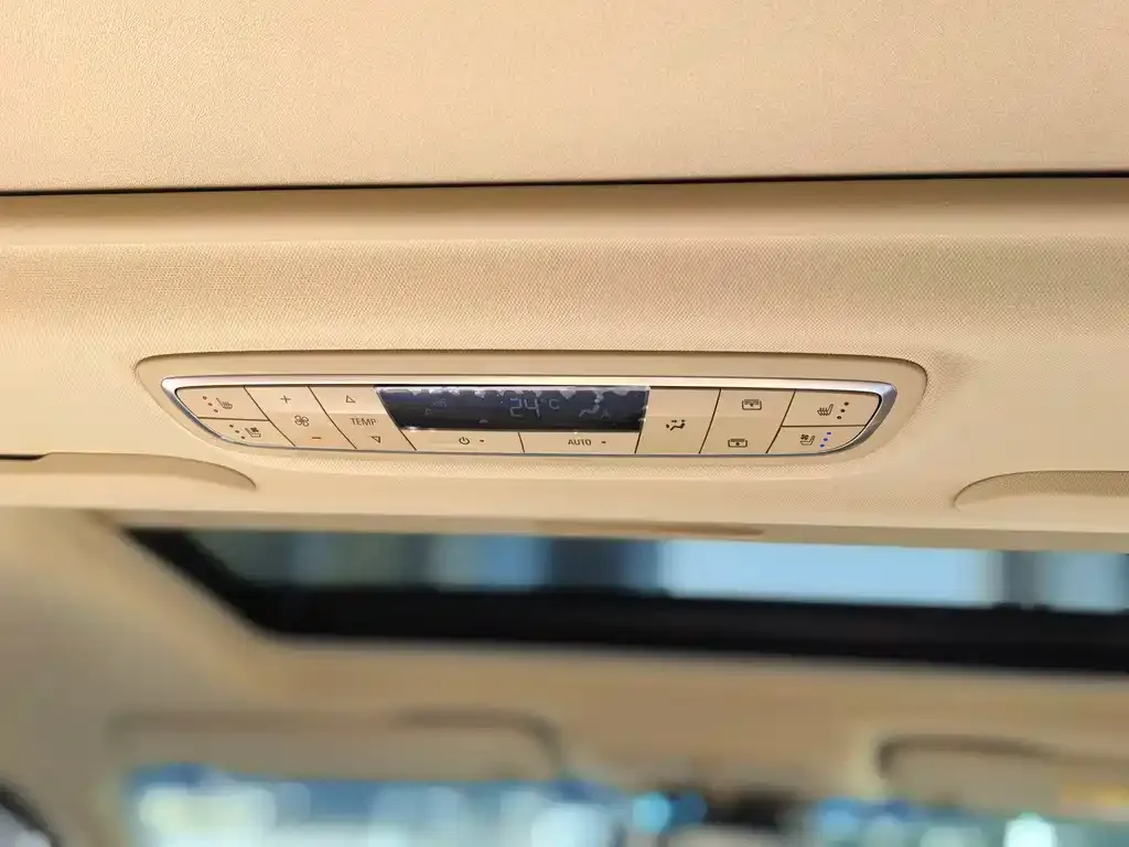 Buick GL8 2024 из CN, фото 7